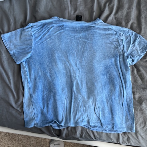 Loose cropped tee - Picture 2 of 3